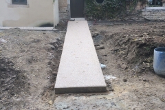 Création d'une allée en béton désactivé